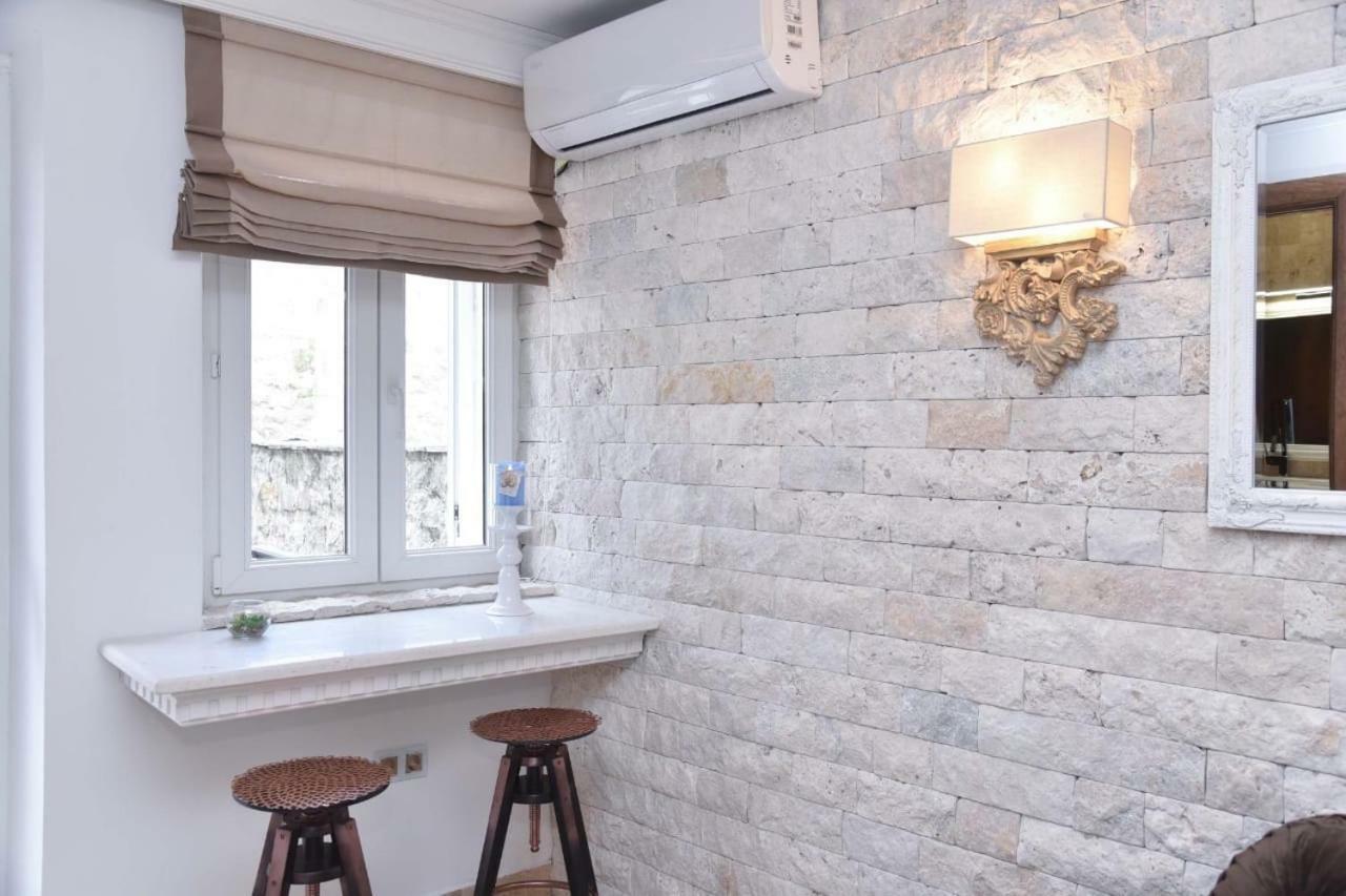 Old Town Skyline Apartment 3 بودفا المظهر الخارجي الصورة