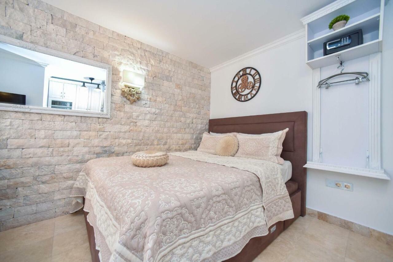 Old Town Skyline Apartment 3 بودفا المظهر الخارجي الصورة