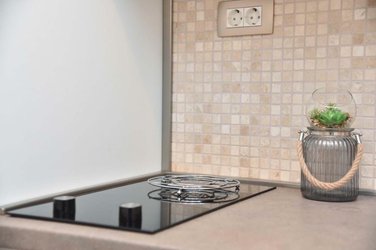 Old Town Skyline Apartment 3 بودفا المظهر الخارجي الصورة