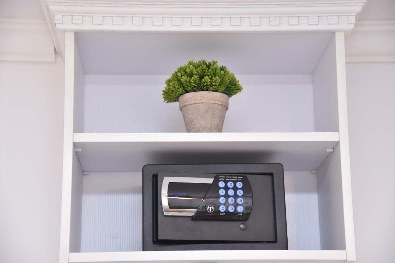 Old Town Skyline Apartment 3 بودفا المظهر الخارجي الصورة